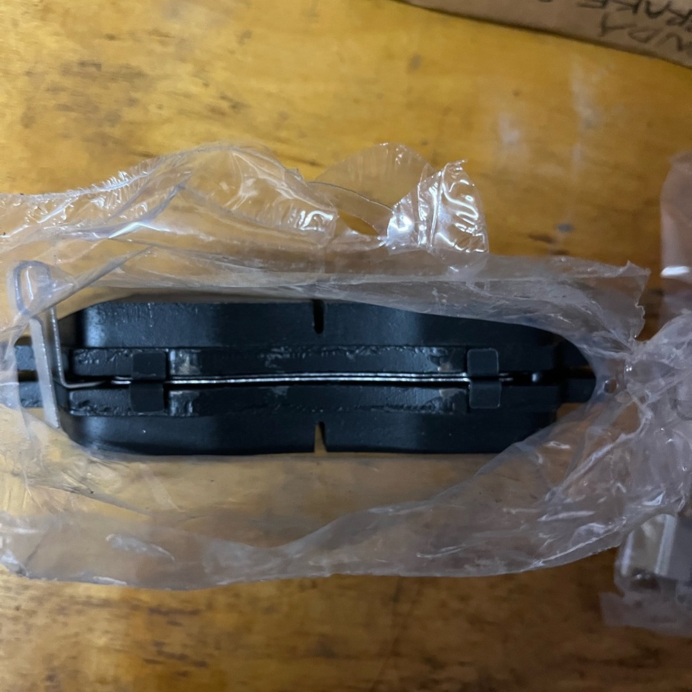 Brake pads - Picture 5 of 5
